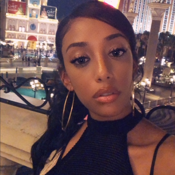 Meet your Posher, Destiny - Picture 1 of 1